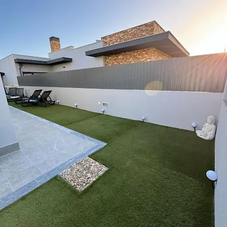 Moradia Com Piscina Em Quinta Do Conde, Sesimbra