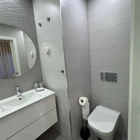 Moradia Com Piscina Em Quinta Do Conde, Sesimbra