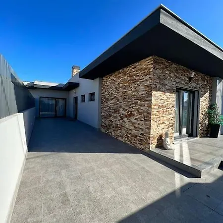 Semesterbostad Moradia Com Piscina Em Quinta Do Conde, Sesimbra