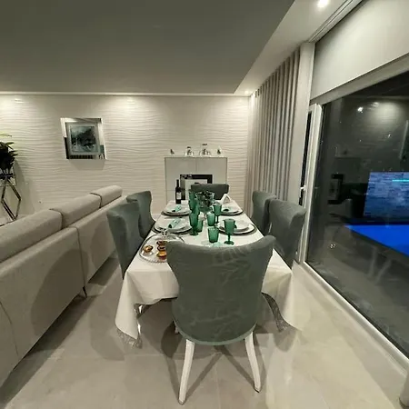 Moradia Com Piscina Em Quinta Do Conde, Sesimbra Semesterbostad *
